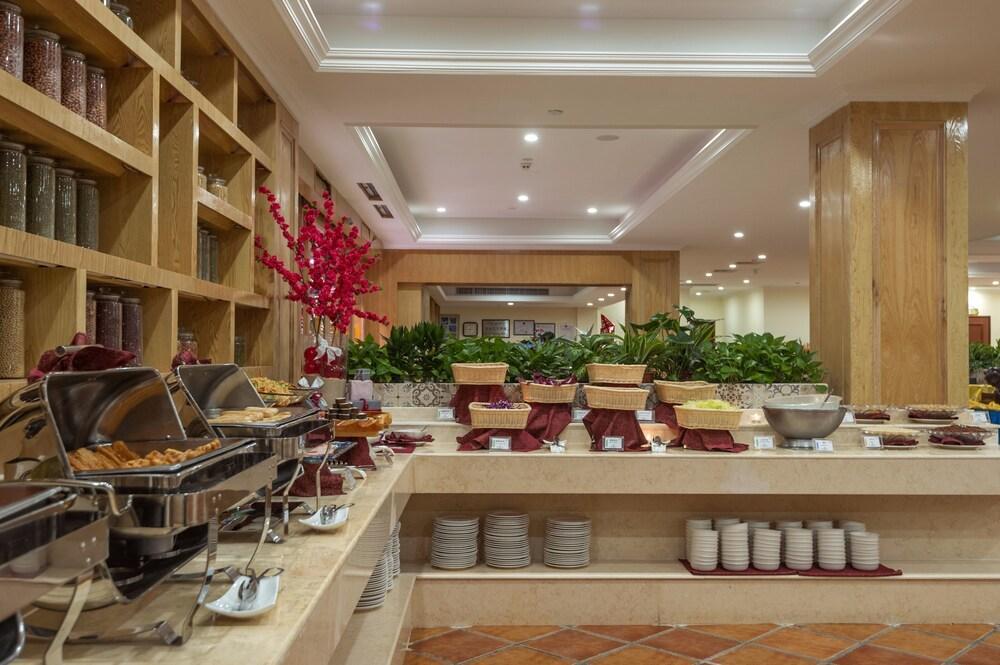 Golden Palm Resort Sanya Exterior photo